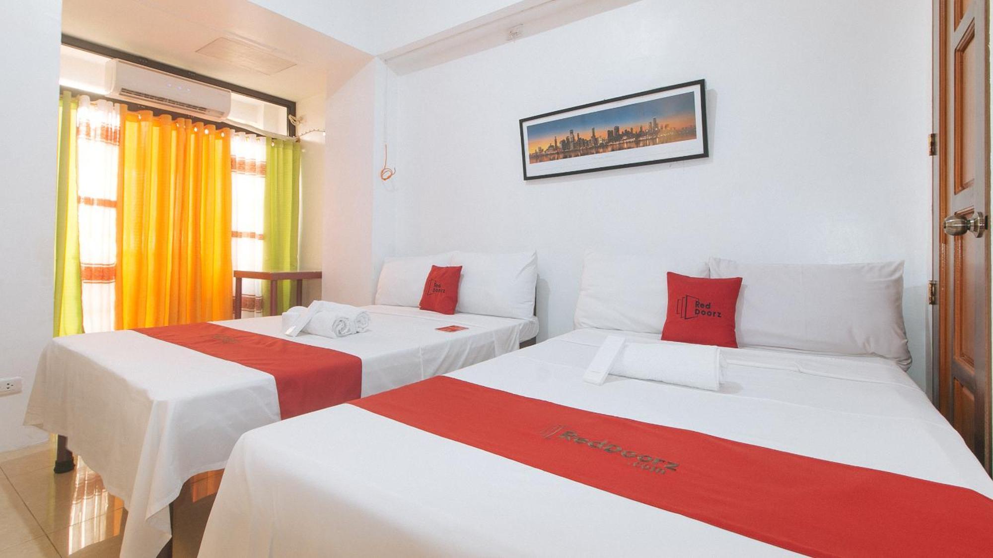 Reddoorz Near Lrt 2 Antipolo Station Hotel Exterior foto